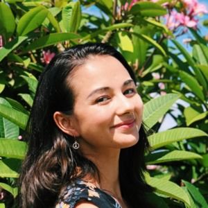 Meet your Posher, Laura